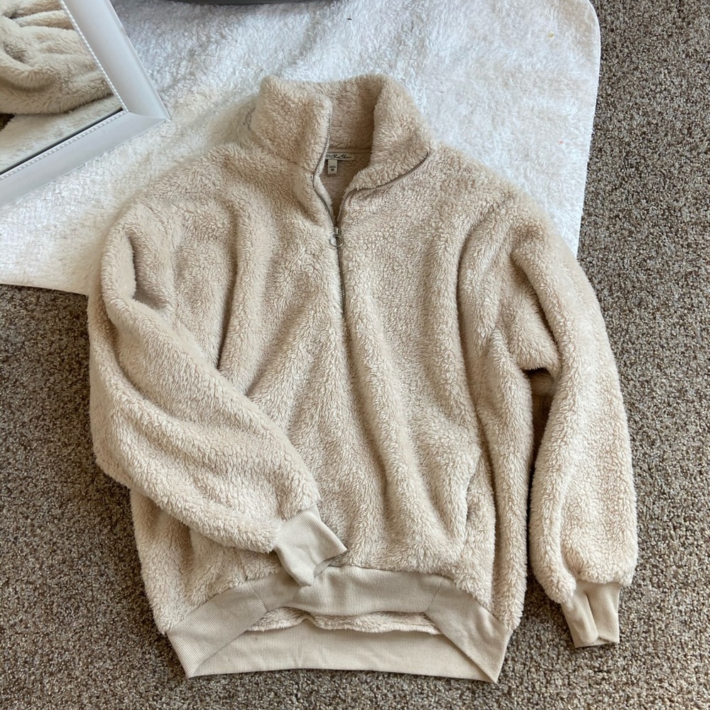Express Fluffy jacket - Picture 2 of 2